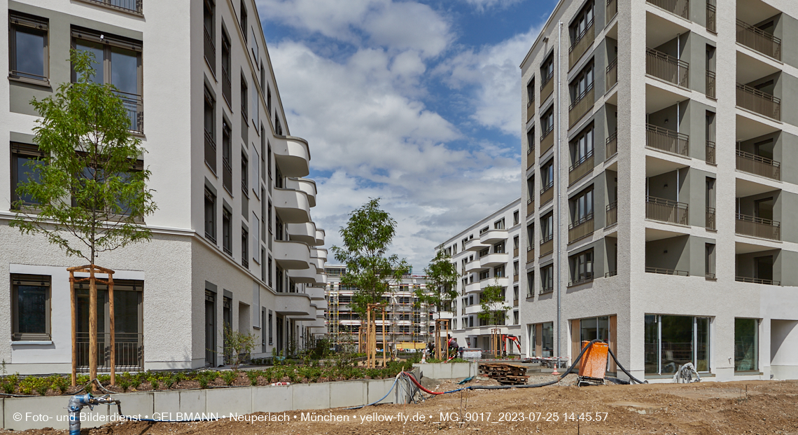 25.07.2023 - Rundgang im Alexisquartier in Neuperlach